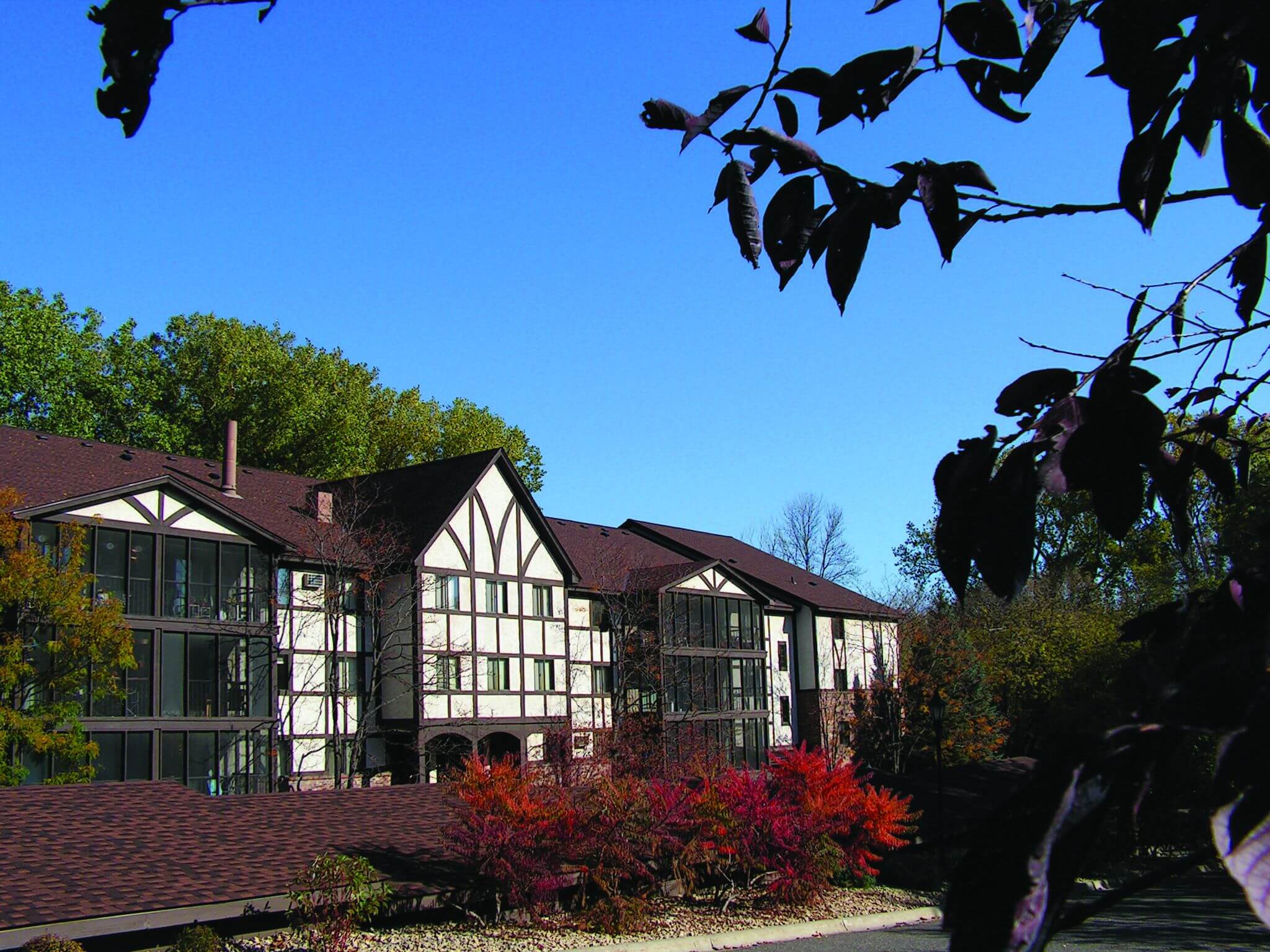 Exterior View of Valley Creek West Apartments